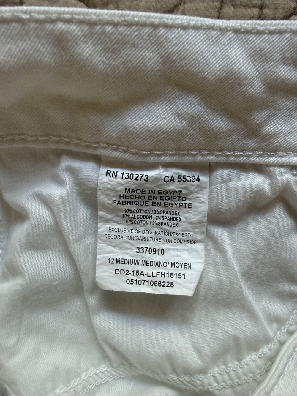 Lee White Cropped Jeans - Women - Picture 10 of 10